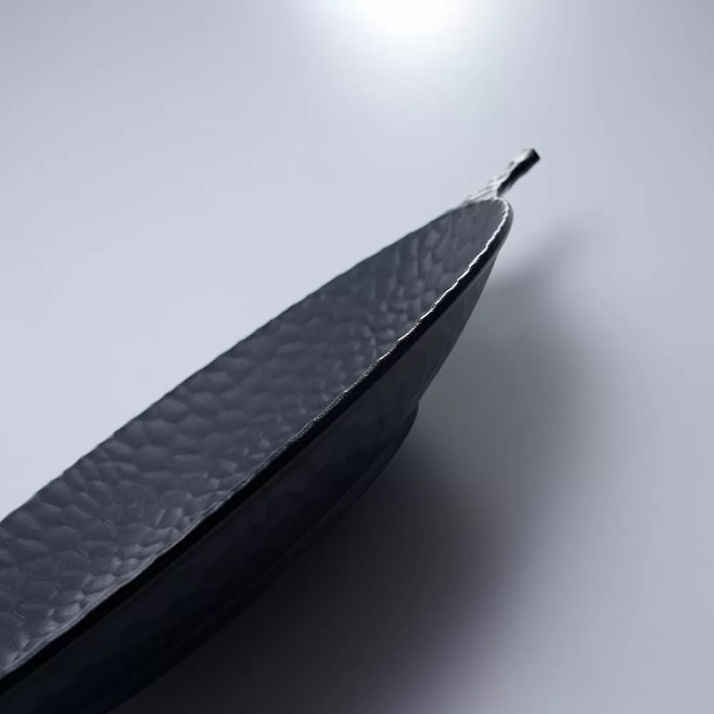Factory Wholesale Custom hammered texture Melamine Oval Plates Black Plastic Tableware with Matt Surface Home Restaurant Use