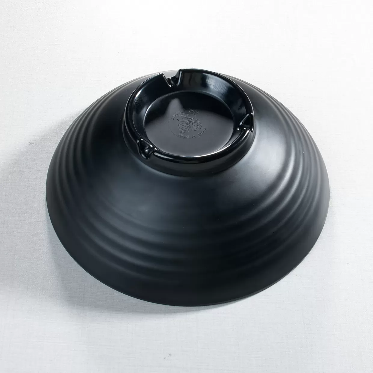melamine bowl detail
